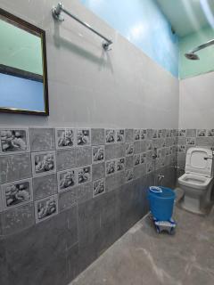 Kanha P Guest House - 4