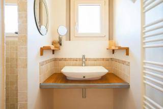 Contemporary Villa With Pool In Provence - 5