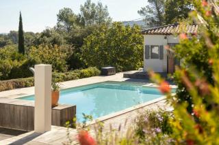 Contemporary Villa With Pool In Provence - 7
