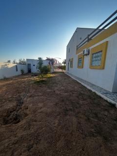 Huge entire private villa - 3