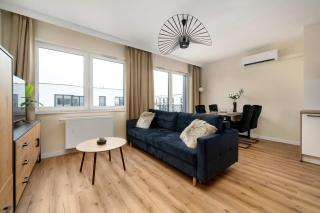 Lipińskiego 16 Komfortowy Apartament z Parkingiem by Noclegi Renters - Wrocław - 0