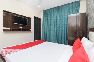 Hotel O wisteria - Zirakpur - 2