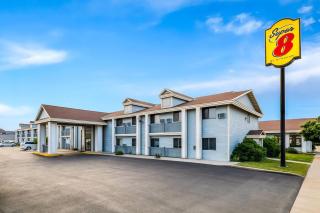 Super 8 by Wyndham La Crosse - La Crosse - 9