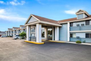 Super 8 by Wyndham La Crosse - La Crosse - 0