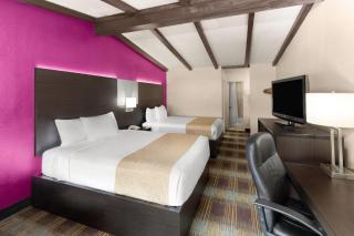 Travelodge by Wyndham New Braunfels - 2