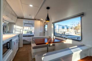 Cozy Airstream Getaway in Downtown Prescott AZ Near Whiskey Row - Prescott - 3