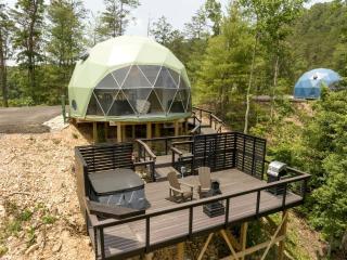 Romantic Dome Retreat Near Great Smoky Mountains, Tennessee - Sunshine - 0