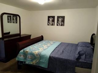 Pet-Friendly 3-Bedroom Ranch with Backyard, Fireplace & Near Nashville - 5