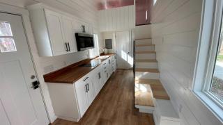 Peaceful Tiny house on a Real Ranch with Mountain Views near Tetonia, Idaho - 7