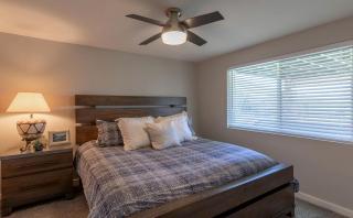 Spacious Mountain-View Retreat with Deck Slide & Jacuzzi near Outdoor Trails in Lincoln, Wyoming - 9