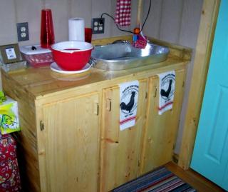 Cozy Backstage Tiny House Near Old Hickory Lake – Pet-Friendly, Private Deck, Breakfast Included - 4