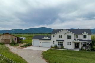 Spacious Farmhouse Retreat with Teton Views and Outdoor Games Near National Parks in Tetonia, Idaho - 0