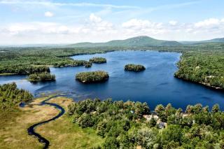 Pet-Friendly Lakeside Cabin with Fire Pit & Screened Porch near Flanders Pond in Sullivan, Maine - 5