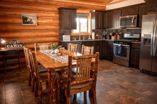 Spacious Luxury Cabin with Bunk Room & Nature Trail Access near Bonners Ferry, Idaho - Bonners Ferry - 6