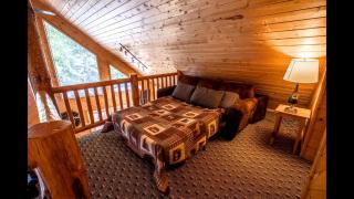 Cozy Island Park Cabin with Hot Tub & Lake Access near Rentals in Island Park, Idaho - Rea - 9
