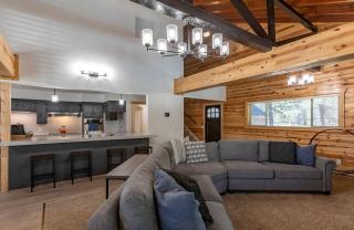 Spacious Riverfront Cabin with Hot Tub and Trail Access Near Outdoor Adventures in Island Park, Idaho - 6