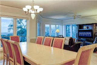 Windsor Place 2418 - 2