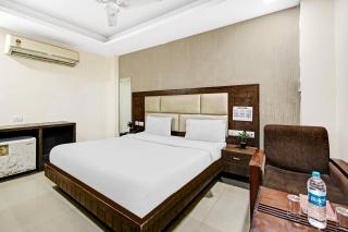 Super Hotel O Hotel Excellency - New Delhi - 7