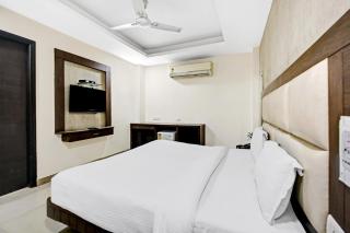 Super Hotel O Hotel Excellency - New Delhi - 2