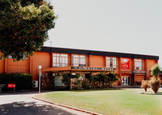Nightcap at Barkly Hotel - Mount Isa - 8
