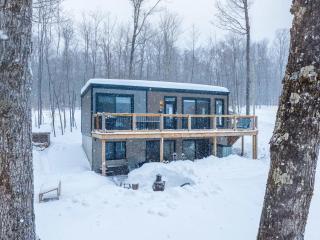 Nature Tranquility & Hiking - Chalet FloFie - 0