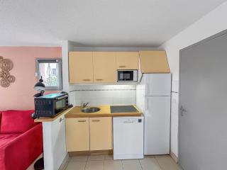 Terrasse privée, piscine, à 5 mn de la plage - 1