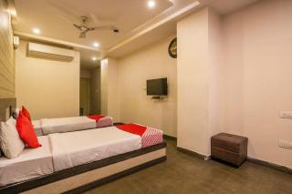 Super Collection O Indian Suites Near Sitara Restaurant - Bangalore - 9