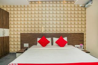 Super Collection O Indian Suites Near Sitara Restaurant - Bangalore - 8