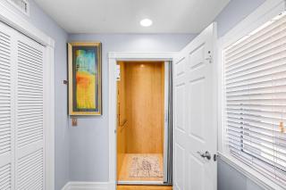 -Island Girl- Immaculate Gulf Front Duplex home - Fort Myers Beach - 3