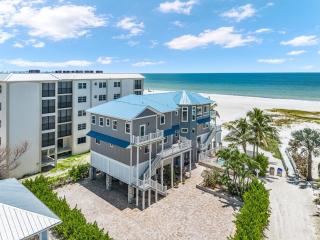 Luxury Beach Front Pool Home in Paradise! home - Fort Myers Beach - 8