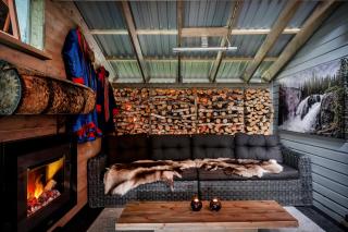Sleep with the Ice Bear I Uptown I Winter Garden - Tromsø - 9