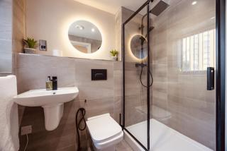 Central Leeds Penthouse 2BR Duplex&Free Parking - 2
