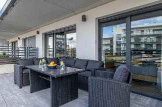 Bright Apartment Dziwnów with Parking, Air Conditioning & SPA by Noclegi Renters - Dziwnów - 6