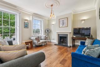 Finest Retreats - Palace Gate, Hampton Court - 1