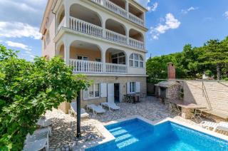 Apartments in Crikvenica 5281 - Crikvenica - 2
