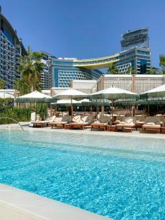 GuestReady – Infinity Pool and Beach l Palm - 6