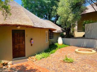 Protea Ridge Guest Cottages and Conference Centre - 4