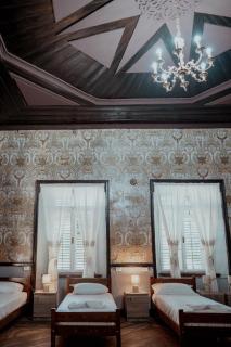 The Englishman's Clock Tower Hostel & More - 2