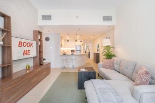 StayShort - Modern 1 Bedroom in JLT Sleeps 2 with Lake Views - 5