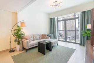 StayShort - Modern 1 Bedroom in JLT Sleeps 2 with Lake Views - 4