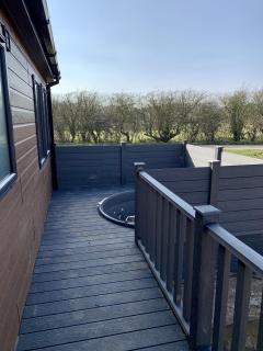 Elm 35 Hot Tub - Garton - 2