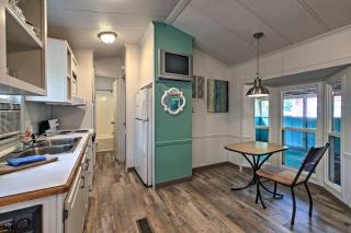 Resort Cabin 1 Mi to Middle Bass Island State Park - 3