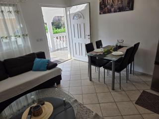 Apartment Sany 1 with jacuzzi - 7