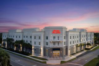 Hampton Inn and Suites by Hilton Vero Beach-Downtown - Vero Beach - 0
