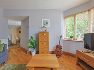 Pass the Keys Spacious 1-bed Flat with Parking near River Thames - Maidenhead - 2