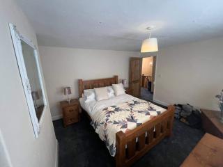 Blyton 2-Bed Cottage Parking 30m to Lincoln - - 6