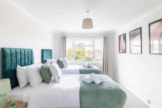 Stunner Sea View 2 bedroom Sleeps 6-Free Parking - Bournemouth - 7