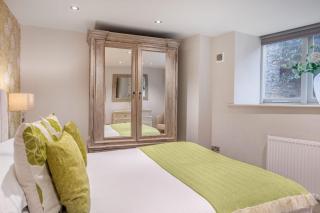 No 5 Darcy Mews - Richmond - 4