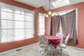 4 Mi to Dulles Airport Spacious D C Area Home - 9