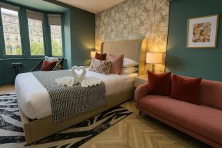 Athena Suites Leeds LS1 Free Secure Parking! - 0
